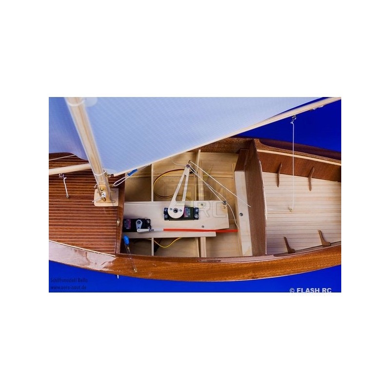 Kit Voilier à monter Bella Segelboot Aeronaut 81cm - FLASH RC