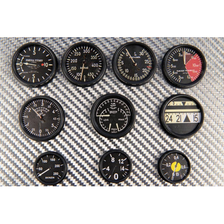 SET D'INSTRUMENTS AVIONS TCHEQUES ANNEES 30 1:3 - FLASH RC