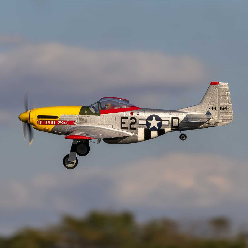 Flugzeug UMX P-51D Mustang "Detroit Miss" BNF Basic mit AS3X und SAFE Select