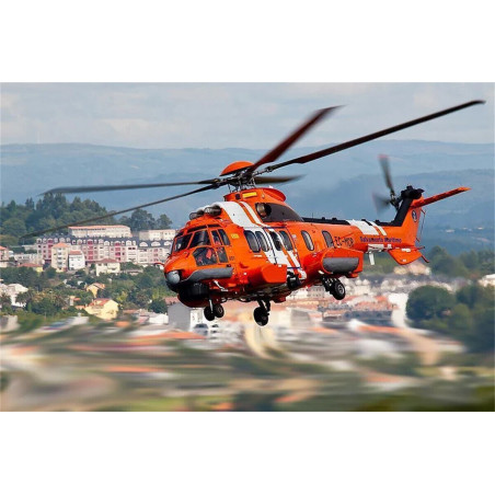 Fuselage Helicoptere Classe 800    225 Orange White Super Puma KIT Version