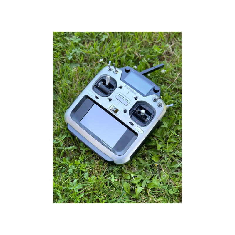 RADIOCOMMANDES - Futaba T26SZ - 26ch-2.4GHzFASSTest radio avec récepteur R7214SB - FLASH RC