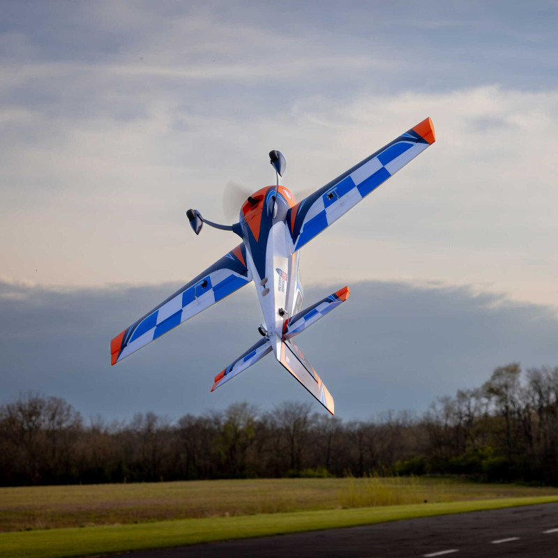 E-flite 330 SC 3D BNF Basic with AS3X and Safe approx.1.30m
