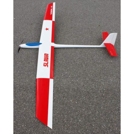 Slavia 2,3m Rouge et Blanc ARF TopModel CZ