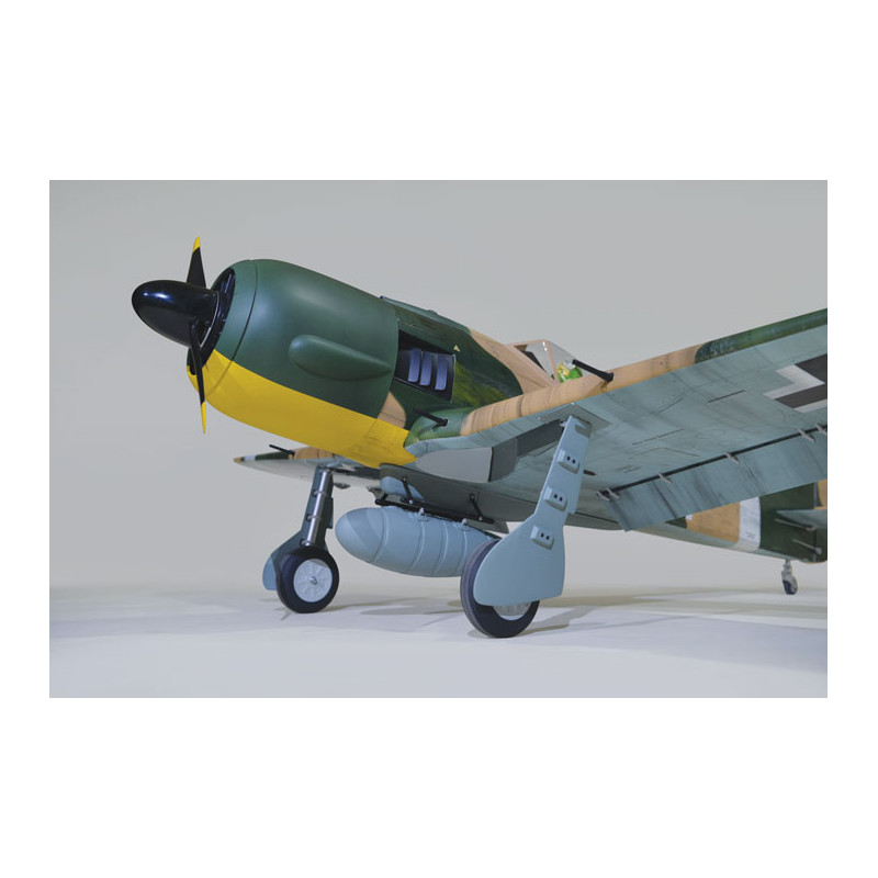 Avion Phoenix Model - FOCKE-WULF Fw 190A env. 2,15m avec train électrique 50-60cc ARF CARBON - FLASH RC