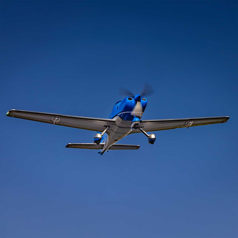 UMX Cirrus SR22T BNF Basic con AS3X y SAFE Select - FLASH RC