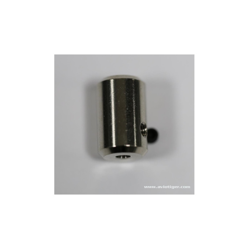 ADAPTATEUR COUPLE CARDAN AXE DIAMETRE 4MM - FLASH RC
