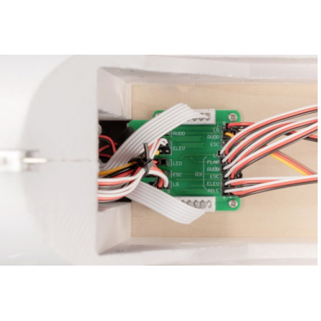 KAVAN L-39 Skyfox 1088mm blanco