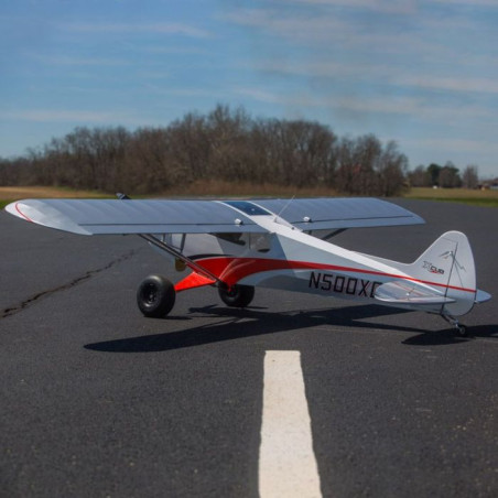 Avion CubCrafters XCub Hangar 9 - FLASHRC
