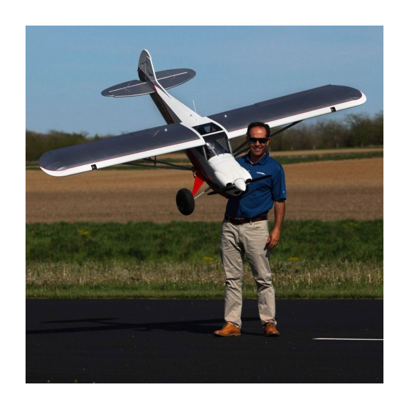 Avion CubCrafters XCub Hangar 9