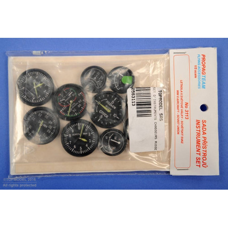 SET D'INSTRUMENTS CHASSEURS RUSSES 39-45 1:3 - FLASH RC