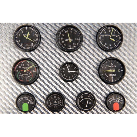 SET D'INSTRUMENTS CHASSEURS RUSSES 39-45 1:3