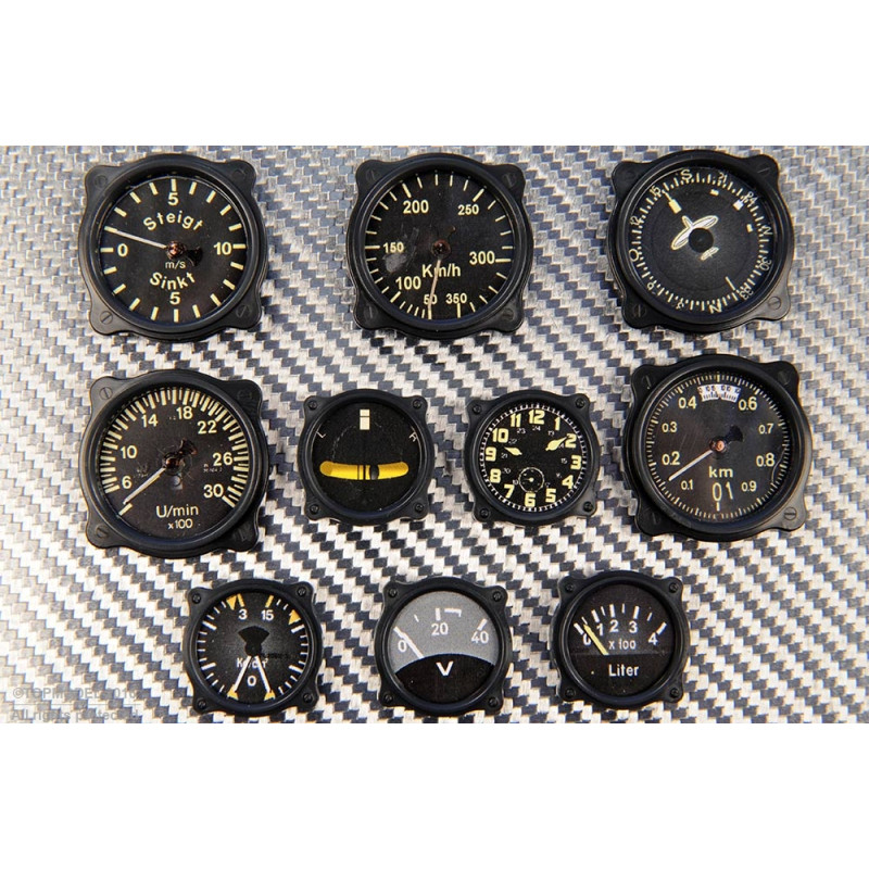 SET D'INSTRUMENTS AVIONS ALLEMANDS STORCH... 1:3 - FLASH RC