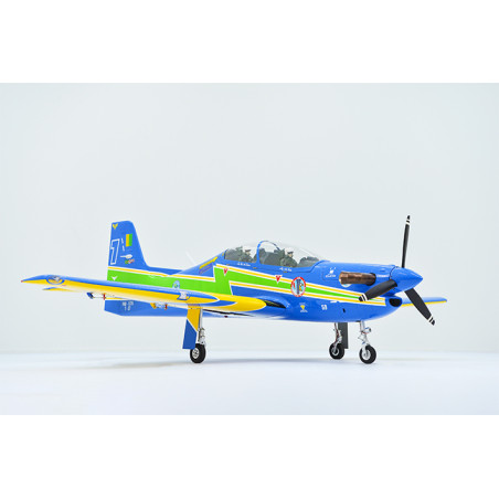 Avion Phoenix Model -TUCANO TURBOPROP 2,567m 101" W/Electric Retract ARF COMPOSITE - FLASH RC