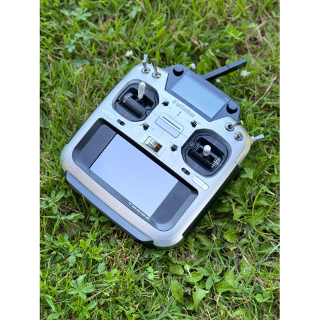 Radio FUTABA T26SZ only