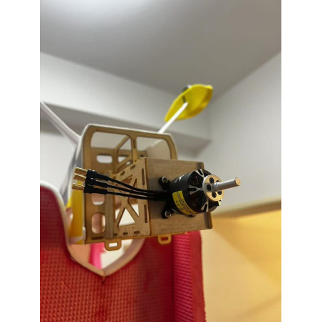 Avion Voltige Pilot RC - EDGE 540 (1.0m), Jaune, Bleu, gris - FLASHRC