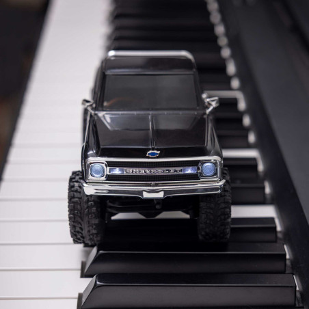 1/30 SCX30 Chevrolet K10 4X4 RTR Brushed Rock Crawler (Batterie & Chargeur inclus), noir