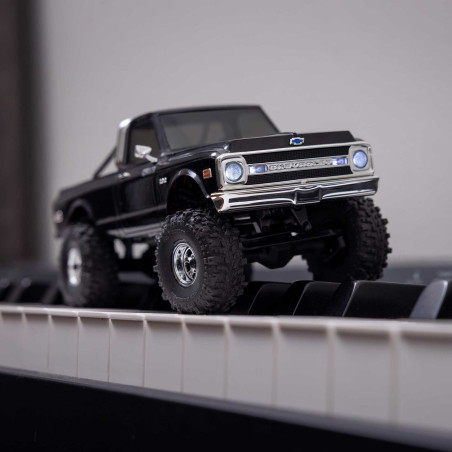 1/30 SCX30 Chevrolet K10 4X4 RTR Brushed Rock Crawler (Batterie & Chargeur inclus), noir