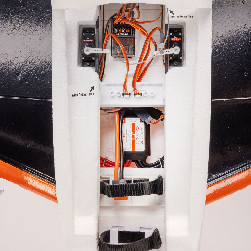 Beechcraft D18/RC-45J 1.5m PNP E-Flite