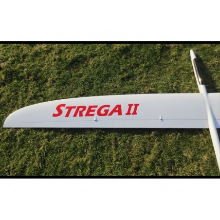 Planeurs RC - Strega 2  Full carbone env. 2.73m blanc & rouge RCRCM - FLASH RC