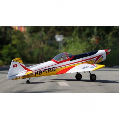 Aeromodelismo RC - Modelo VQ Zlin 526 55. 1,61 m - FLASH RC