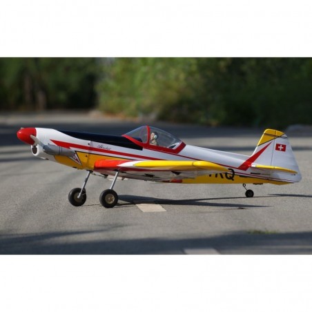 Avion VQ model Zlin 526 55. 1.61m - FLASH RC