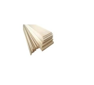 "Balsa" en español se traduce como **"balsa"** también. 

El término es igual en ambos idiomas y se refiere tanto a:
- La embarc